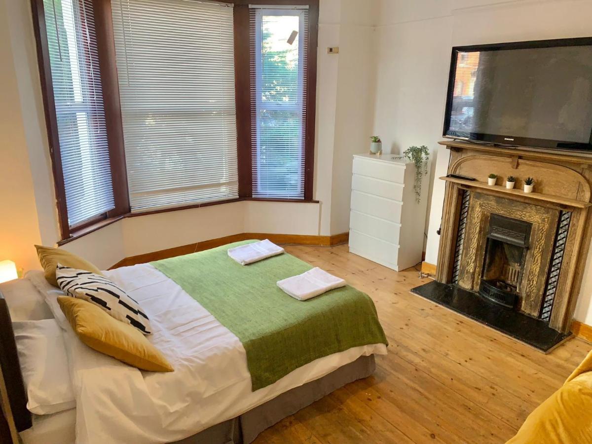 Balham, South London Spacious Guest House 1, 6 Rooms Available Εξωτερικό φωτογραφία
