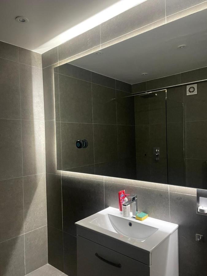 Balham, South London Spacious Guest House 1, 6 Rooms Available Εξωτερικό φωτογραφία