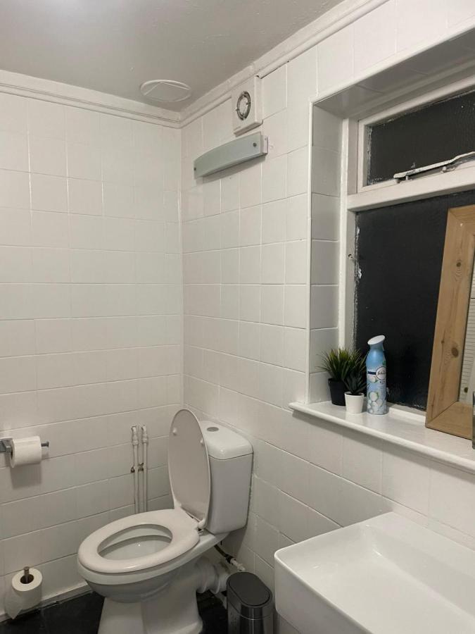 Balham, South London Spacious Guest House 1, 6 Rooms Available Εξωτερικό φωτογραφία