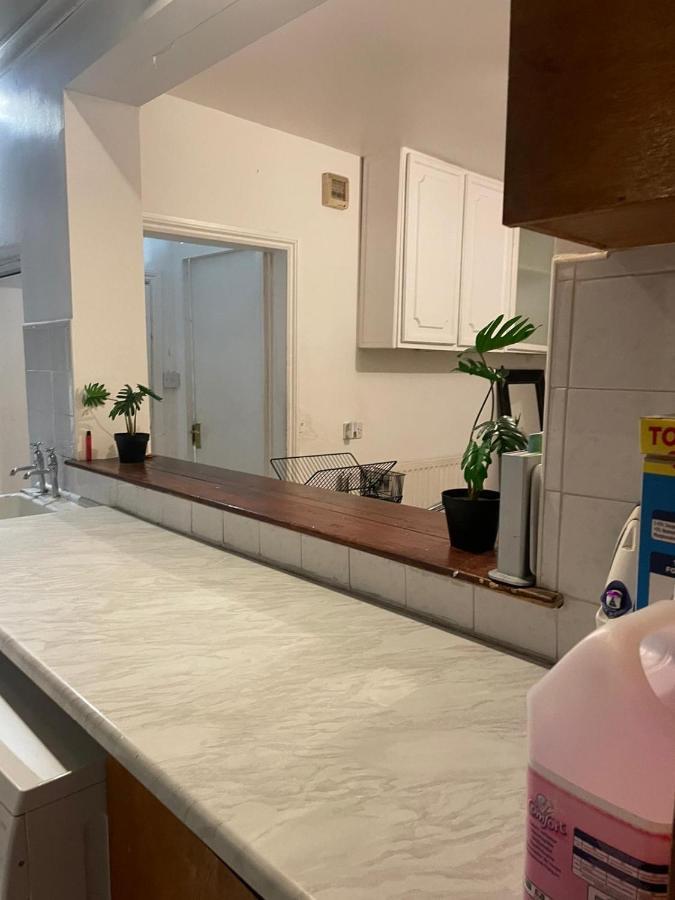 Balham, South London Spacious Guest House 1, 6 Rooms Available Εξωτερικό φωτογραφία