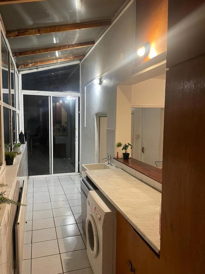 Balham, South London Spacious Guest House 1, 6 Rooms Available Εξωτερικό φωτογραφία