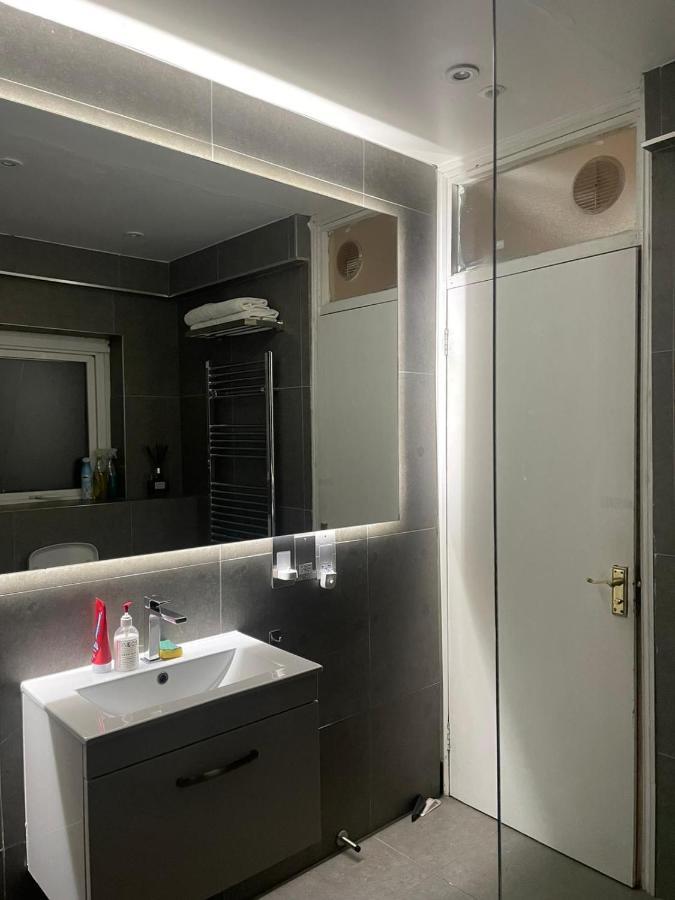 Balham, South London Spacious Guest House 1, 6 Rooms Available Εξωτερικό φωτογραφία