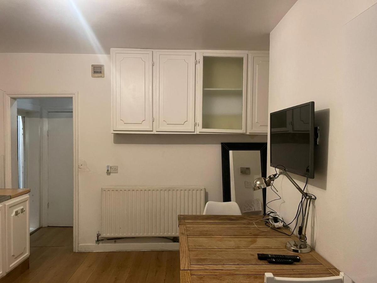 Balham, South London Spacious Guest House 1, 6 Rooms Available Εξωτερικό φωτογραφία